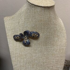 Elegant Ciner Vintage Blue and Gold Toned Brooch